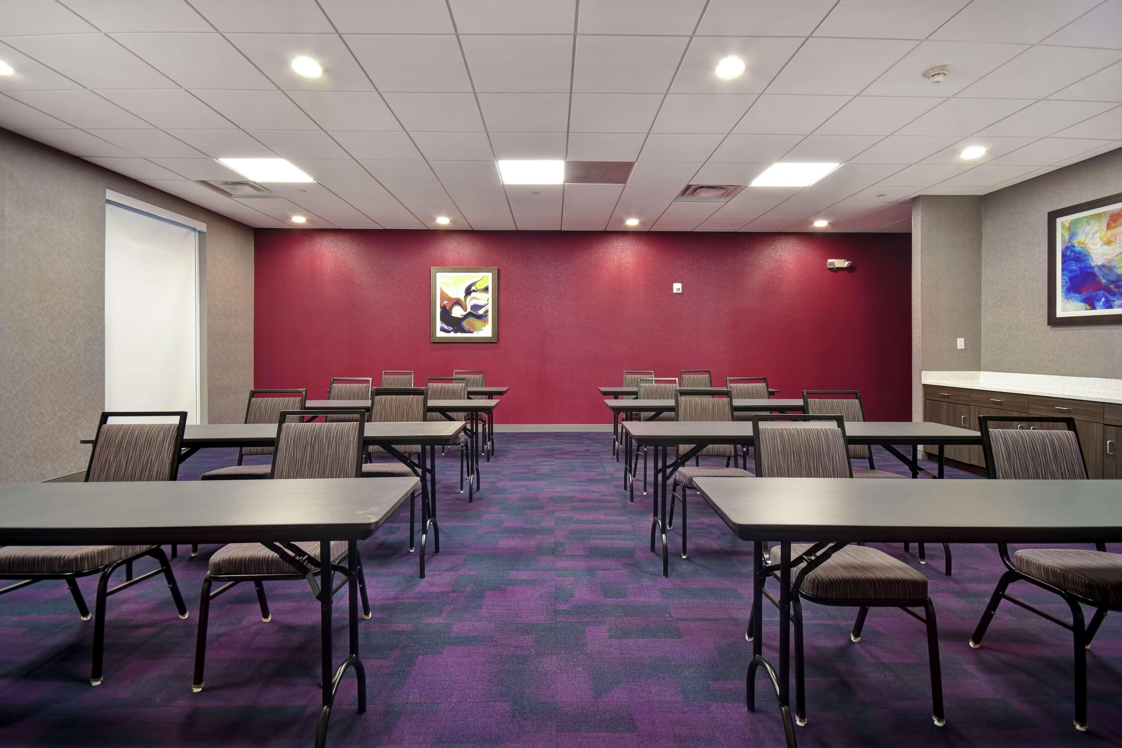 Home 2 Suites By Hilton Dothan Bagian luar foto