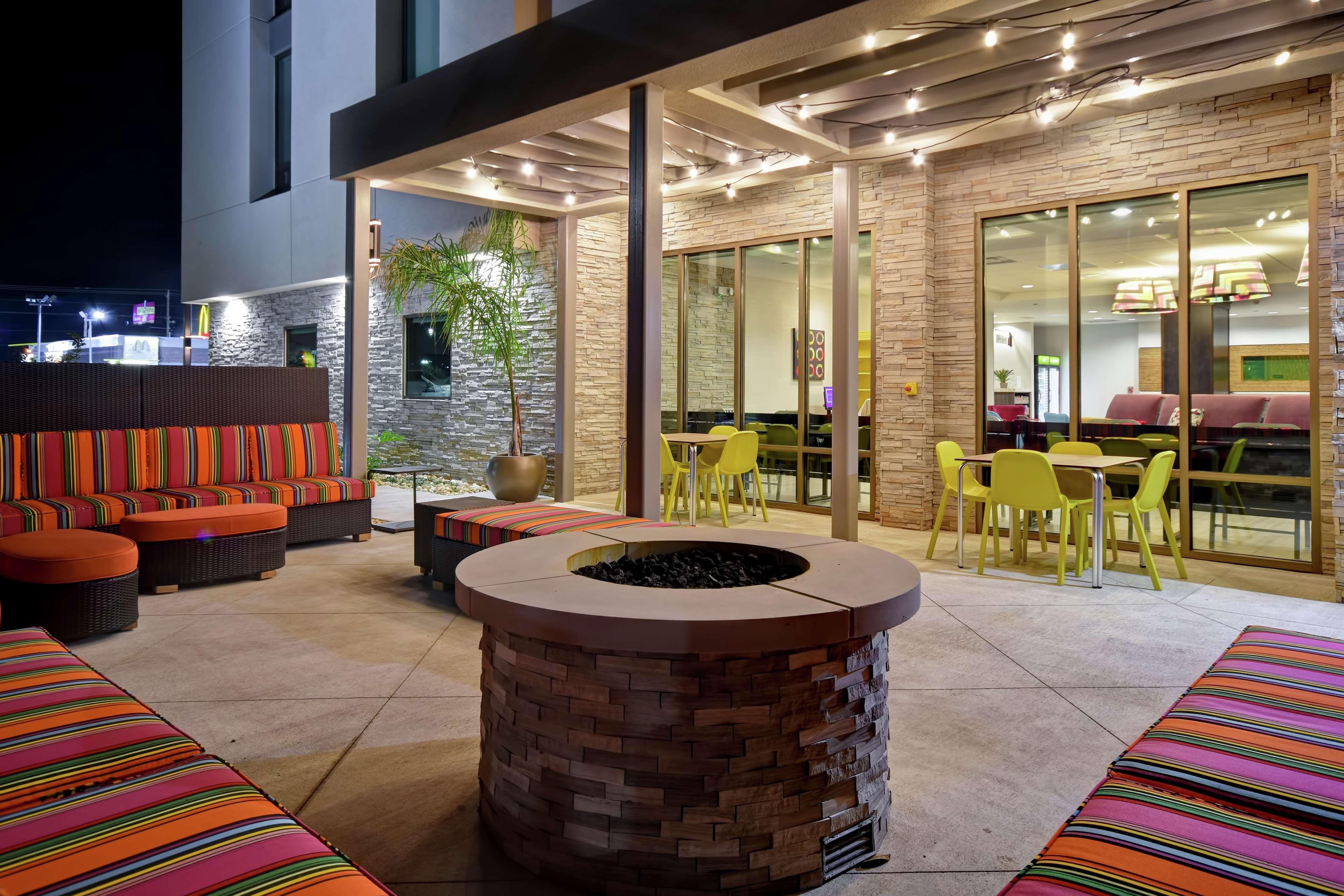 Home 2 Suites By Hilton Dothan Bagian luar foto